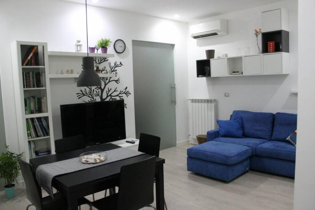 The White Side Apartment Наполи Екстериор снимка