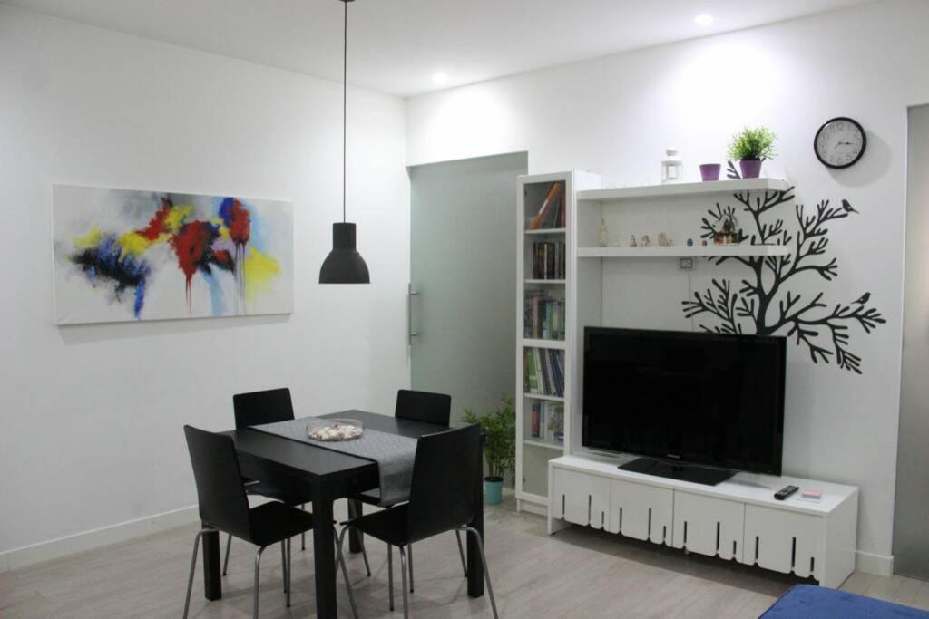 The White Side Apartment Наполи Екстериор снимка
