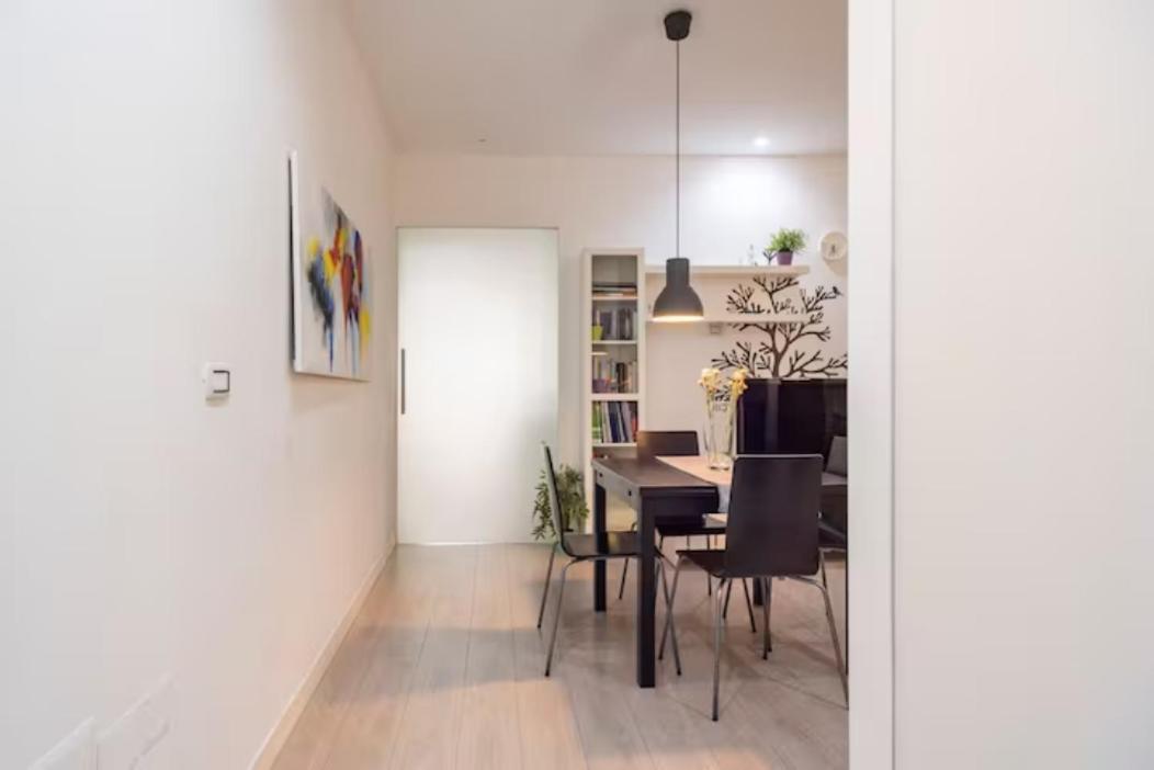 The White Side Apartment Наполи Екстериор снимка