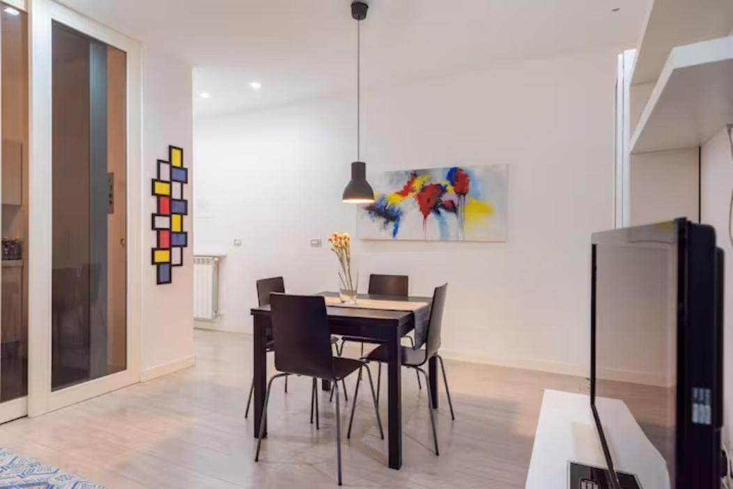 The White Side Apartment Наполи Екстериор снимка